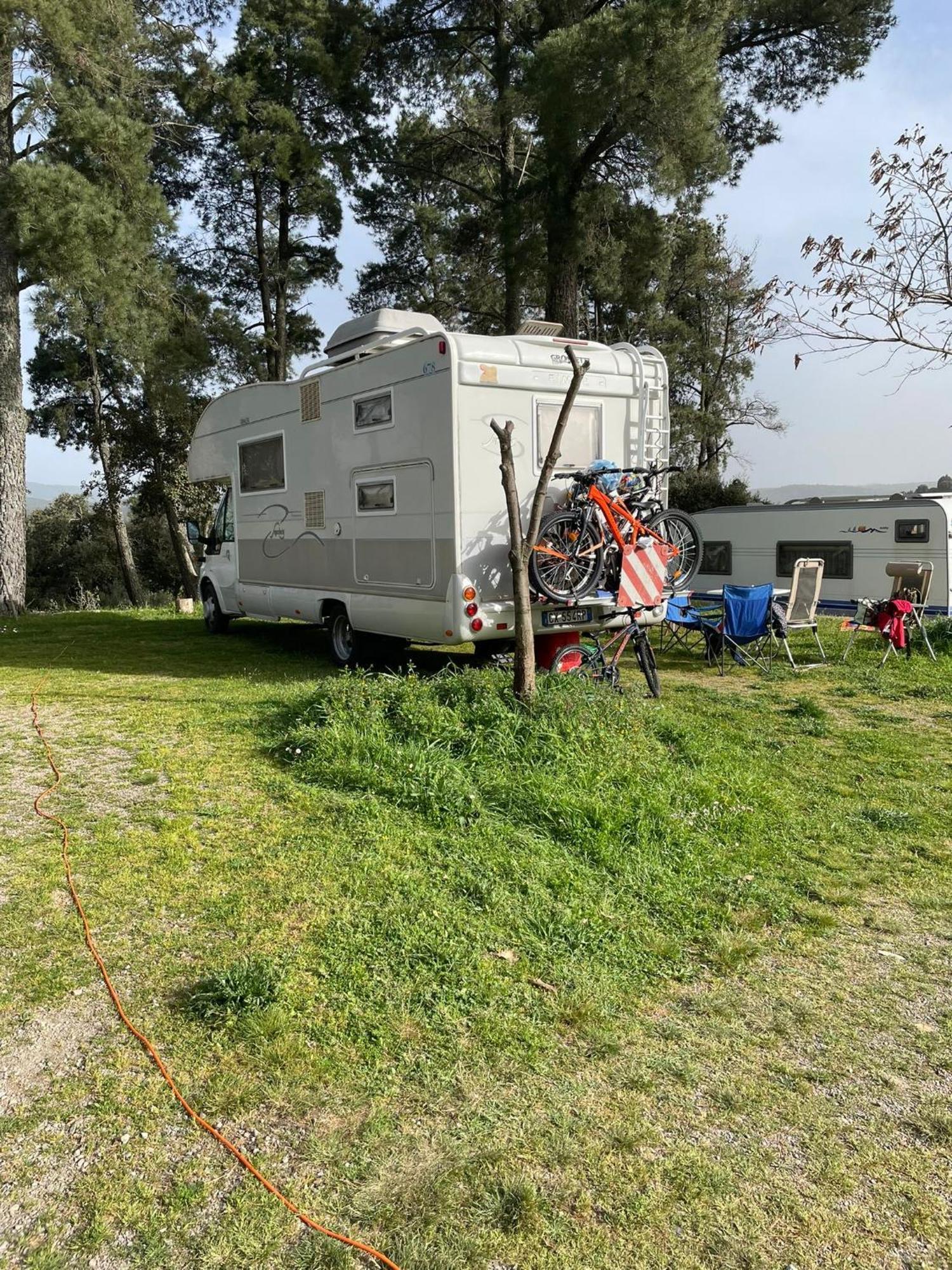 B&B Helga'S Agricampeggio Seùlo Buitenkant foto